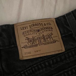 912 Levi’s shorts